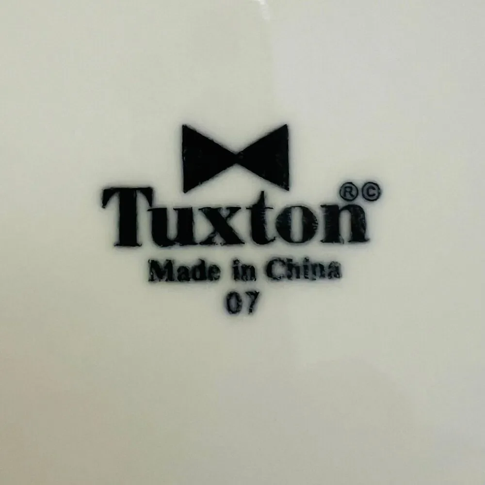 TUXTON Bright White Alaska ALA-90 Wide Rim Rolled Edges 9